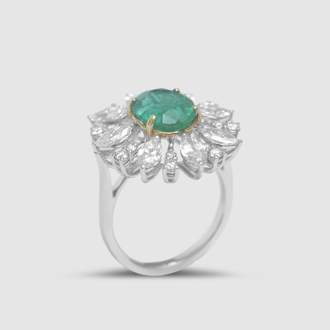 Green Emerald Oval Ring
